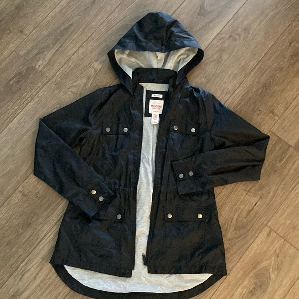 Water resistant hooded jacket